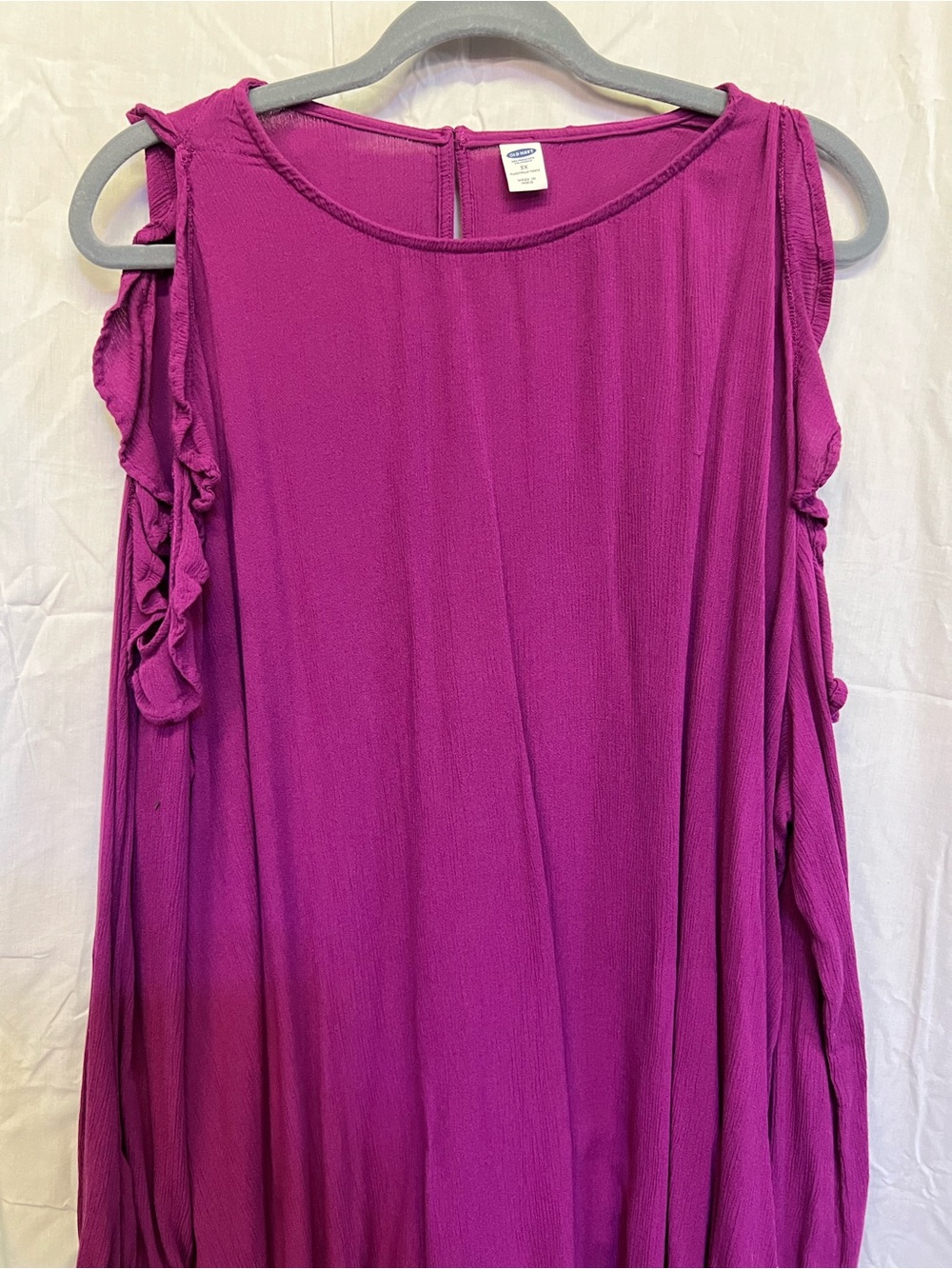 Old Navy Magenta Cold Shoulder Ruffle-Trim, Long Sleeve Top